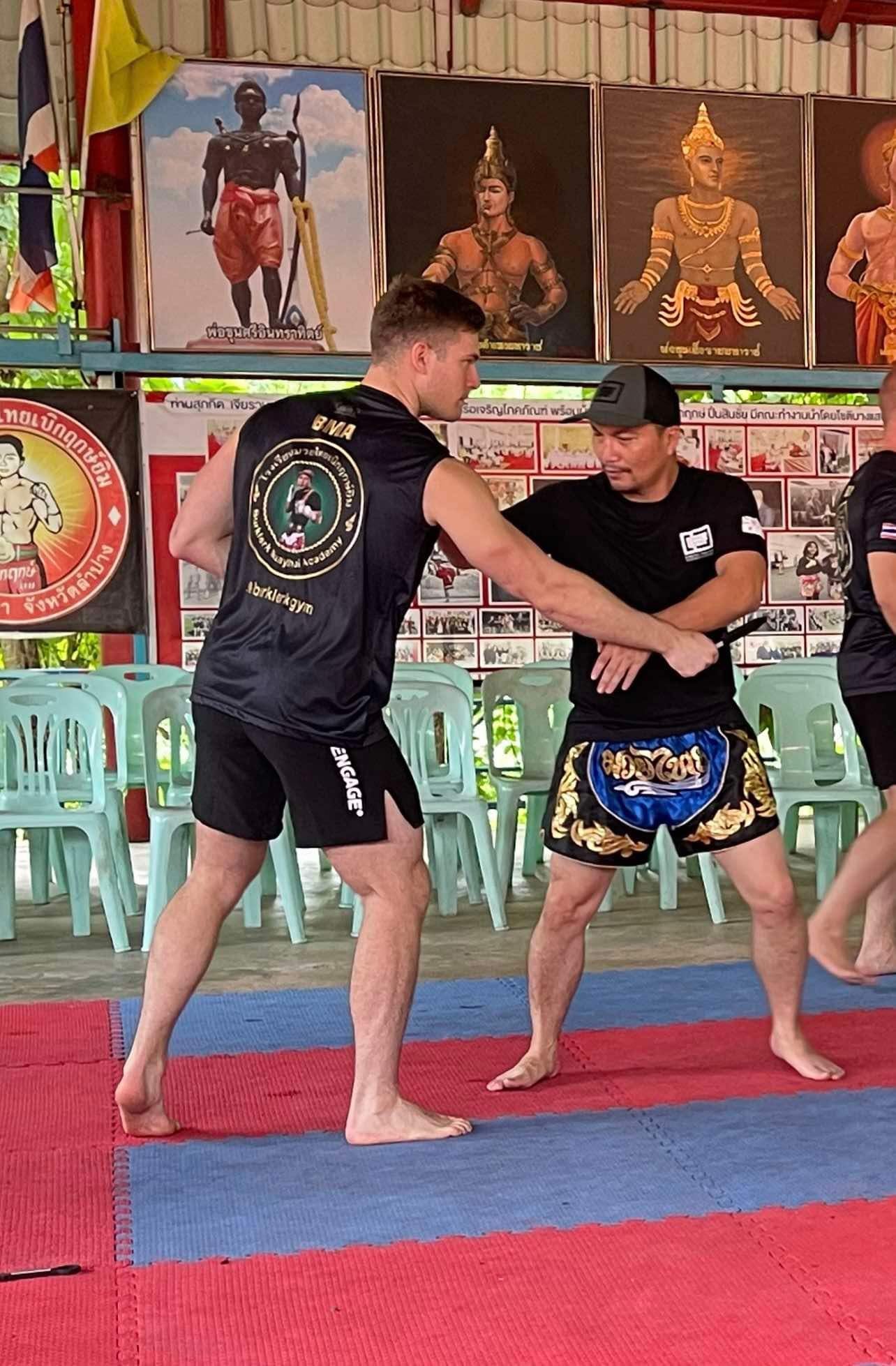 COMBAT CAMP, THAILAND: ARMY COMBATIVES & MUAY THAI